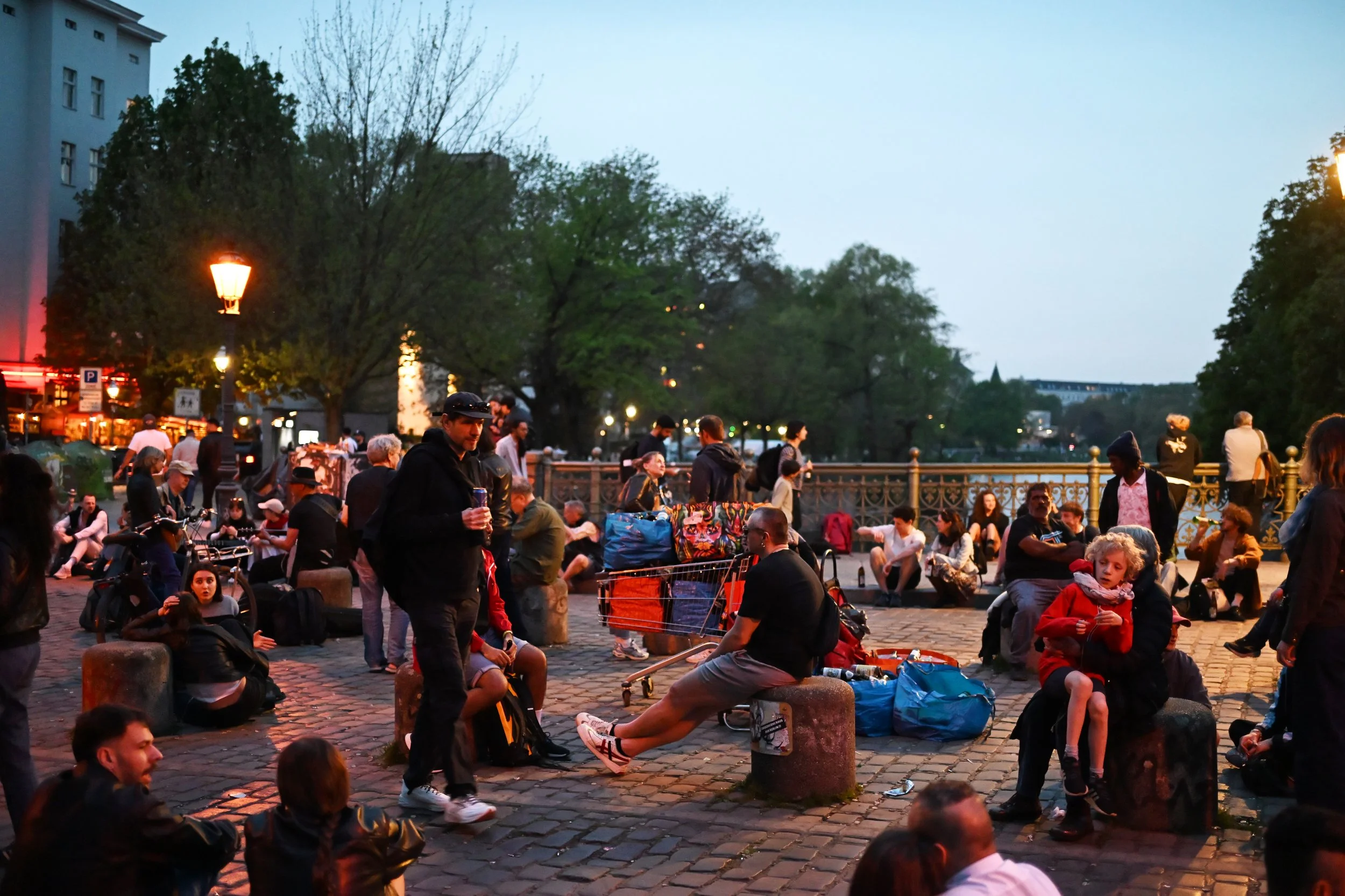 In Search for Resonance in Architecture: Observations in Kreuzkölln